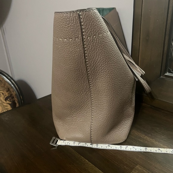 Tory Burch Mcgraw Tote - Picture 3 of 6